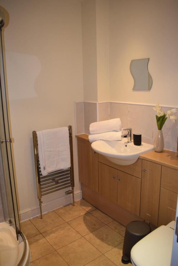 Kelpies Serviced Apartments Kavanagh- 5 Bedrooms Bathgate Exteriör bild