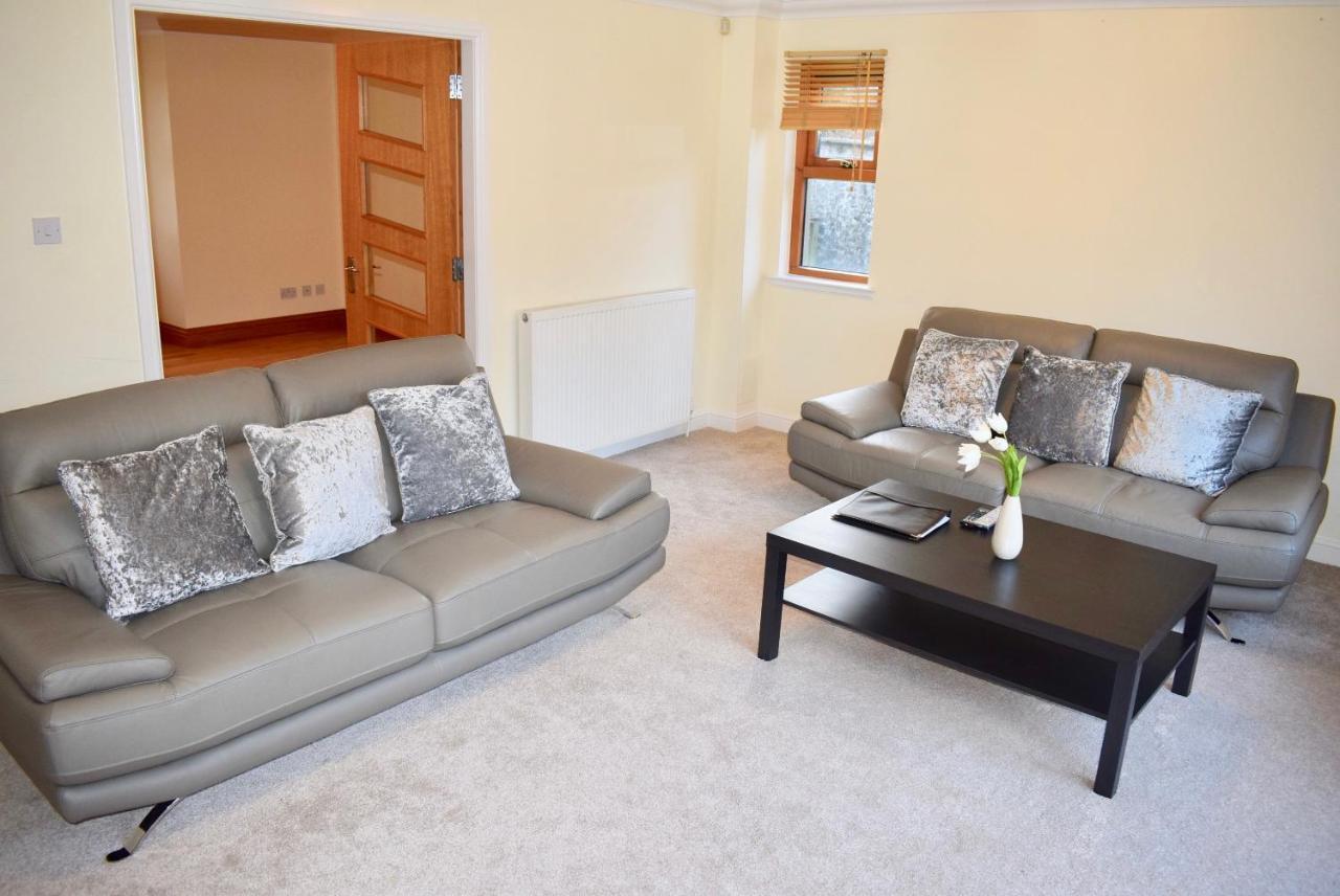 Kelpies Serviced Apartments Kavanagh- 5 Bedrooms Bathgate Exteriör bild