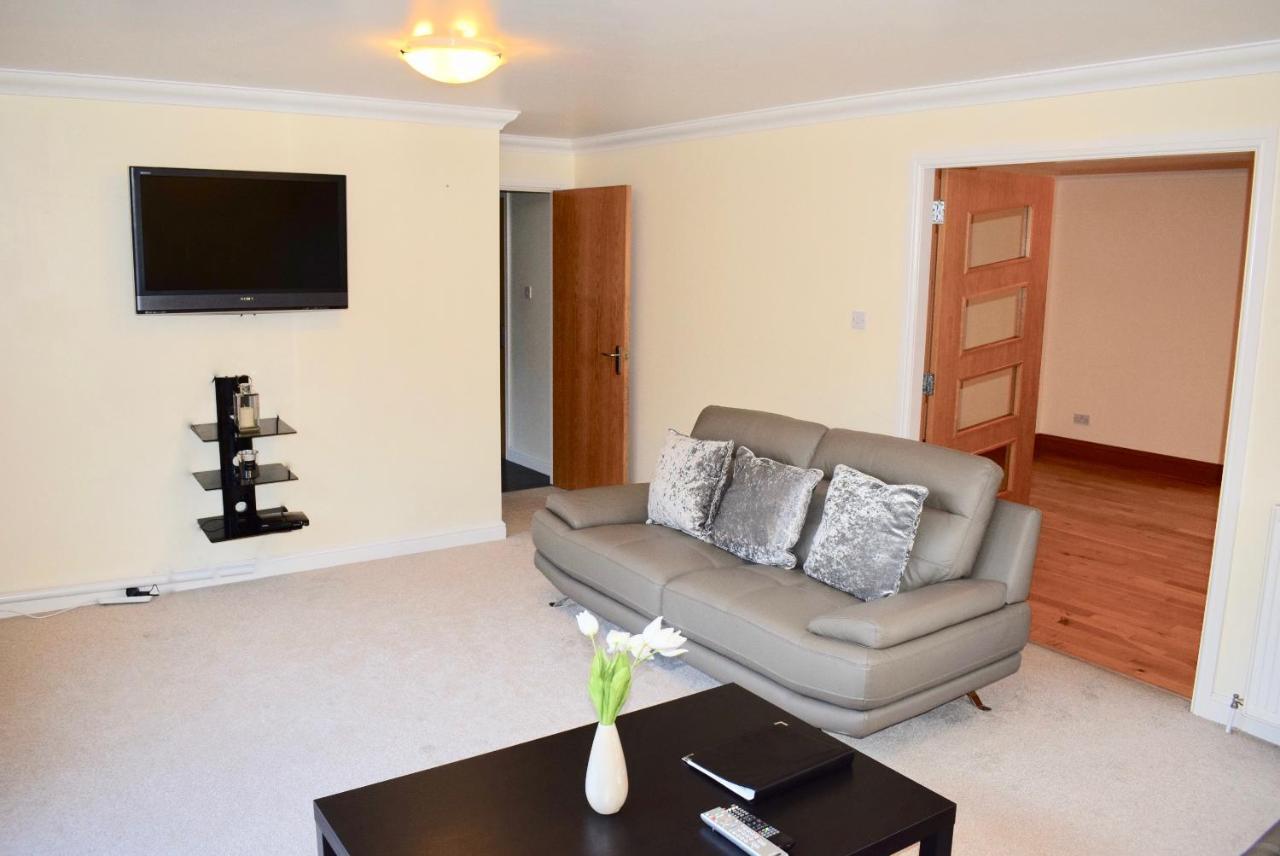 Kelpies Serviced Apartments Kavanagh- 5 Bedrooms Bathgate Exteriör bild